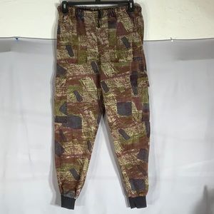 Tradition Adventure Gear Camouflage Pants